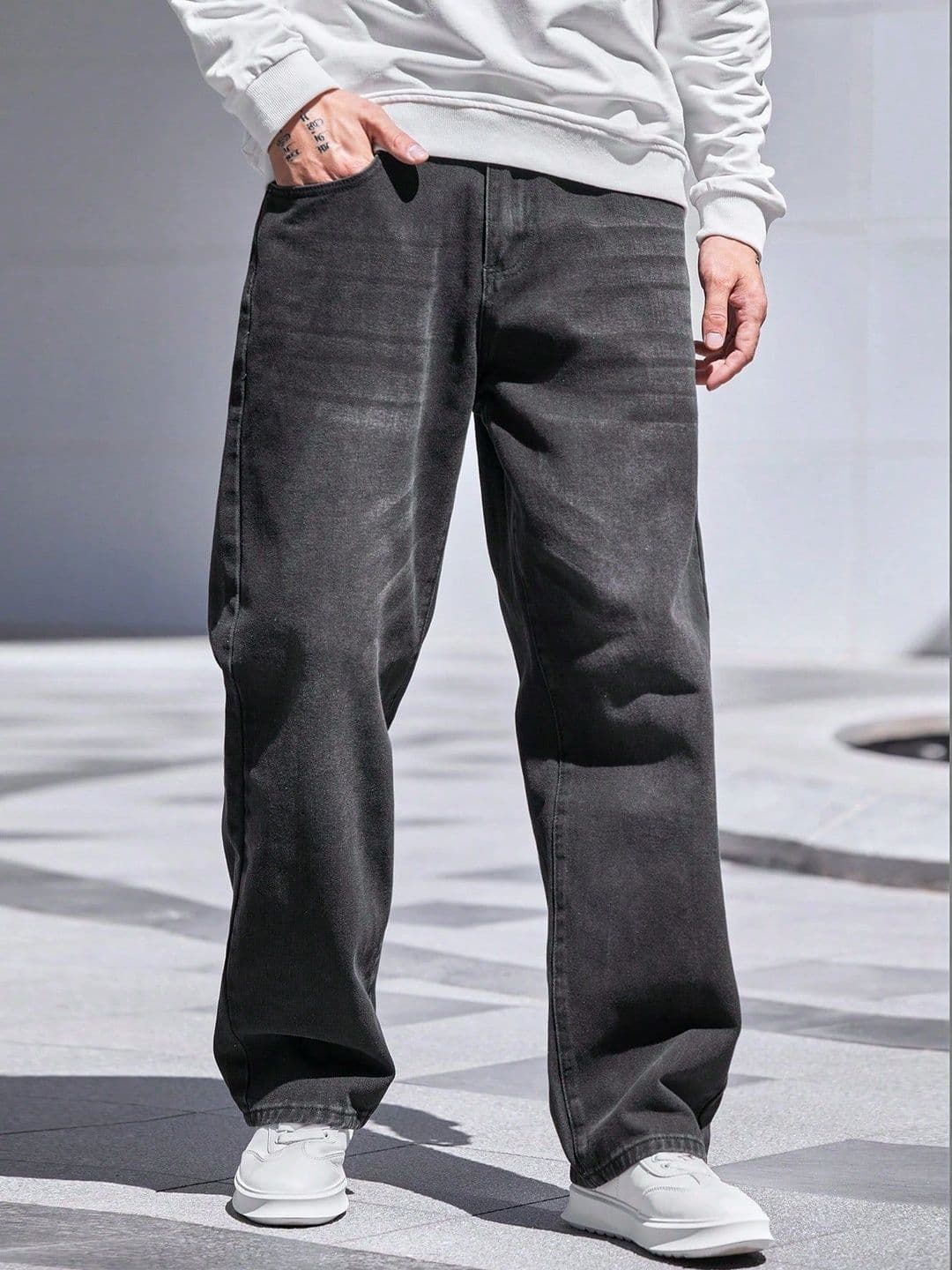 PINKLIT Men Straight Fit Mid-Rise Low Distress Light Fade Jeans thumbnail 7