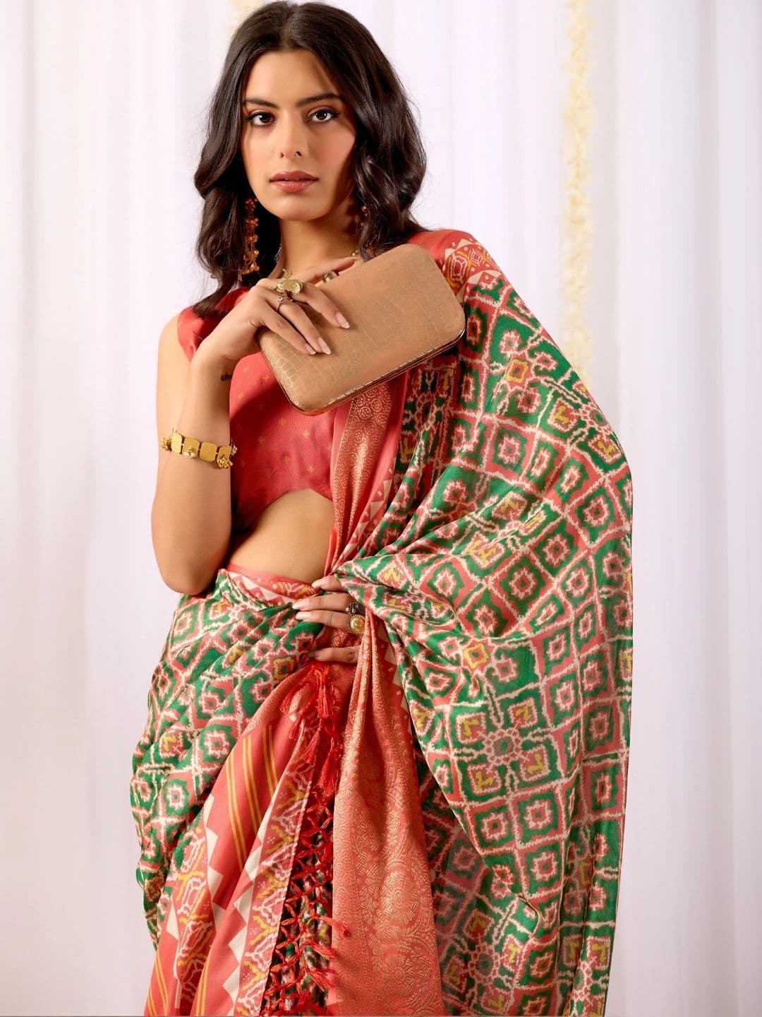LeeliPeeri Designer Zari Silk Blend Designer Saree thumbnail 5