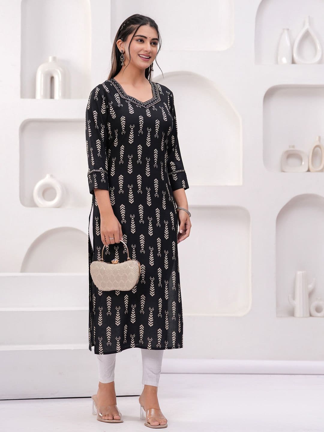 kipek Women Floral Printed Kurta thumbnail 6