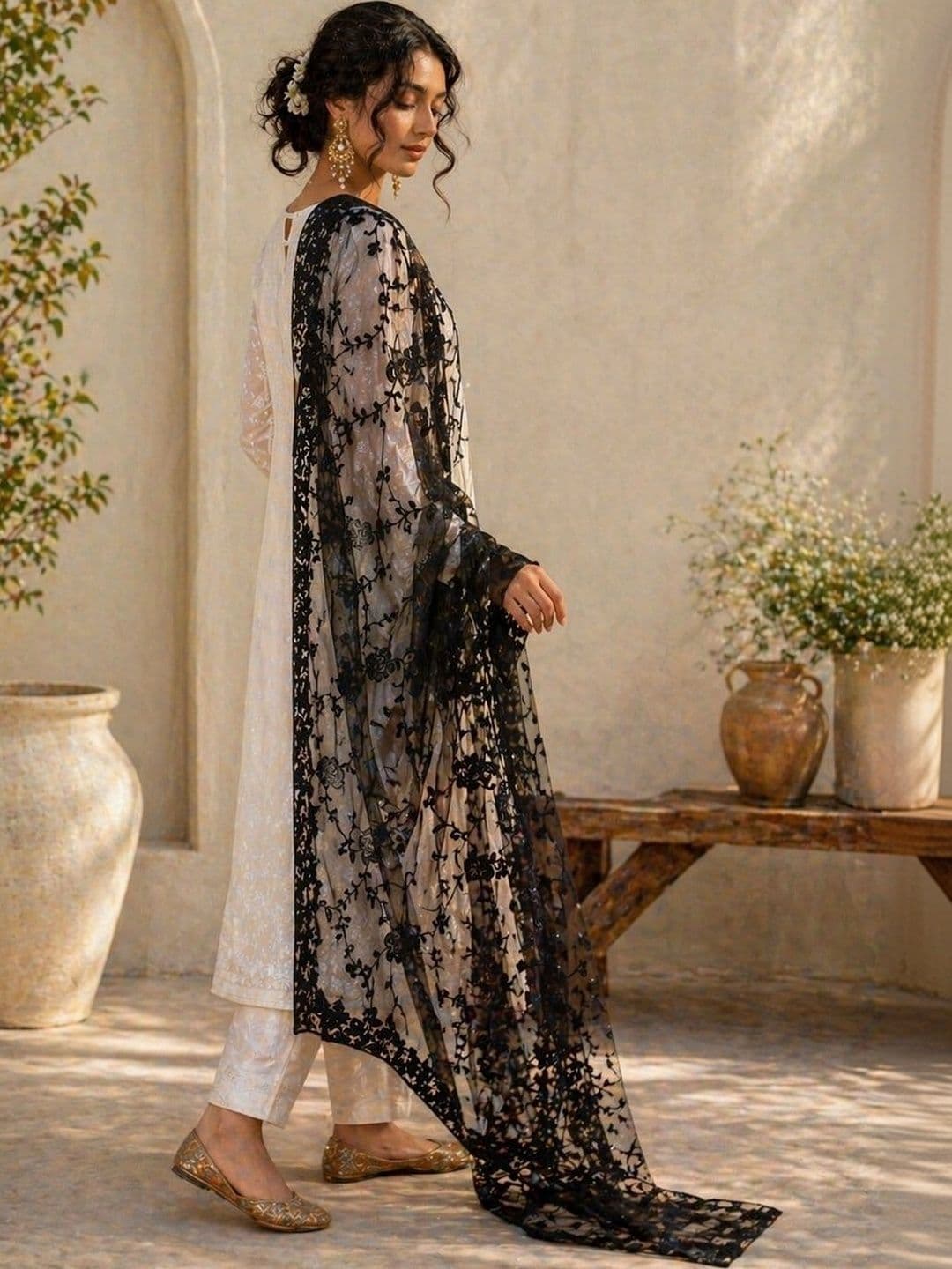 STUTI FASHION Embroidered Dupatta with Thread Work thumbnail 2