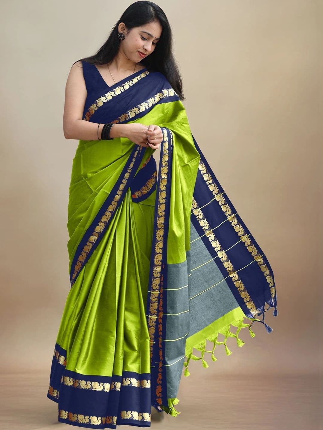 UMANTA Ethnic Motifs Zari Silk Cotton Designer Gadwal Saree thumbnail 6