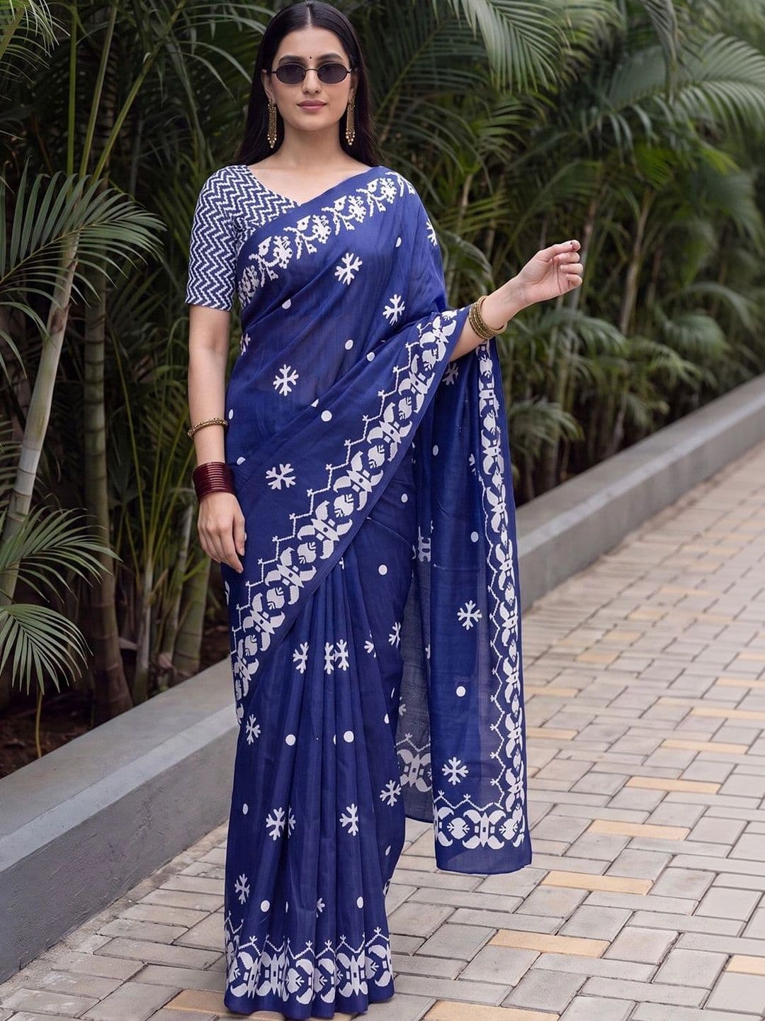 Anouk Silk Blend Designer Sambalpuri Saree thumbnail 5