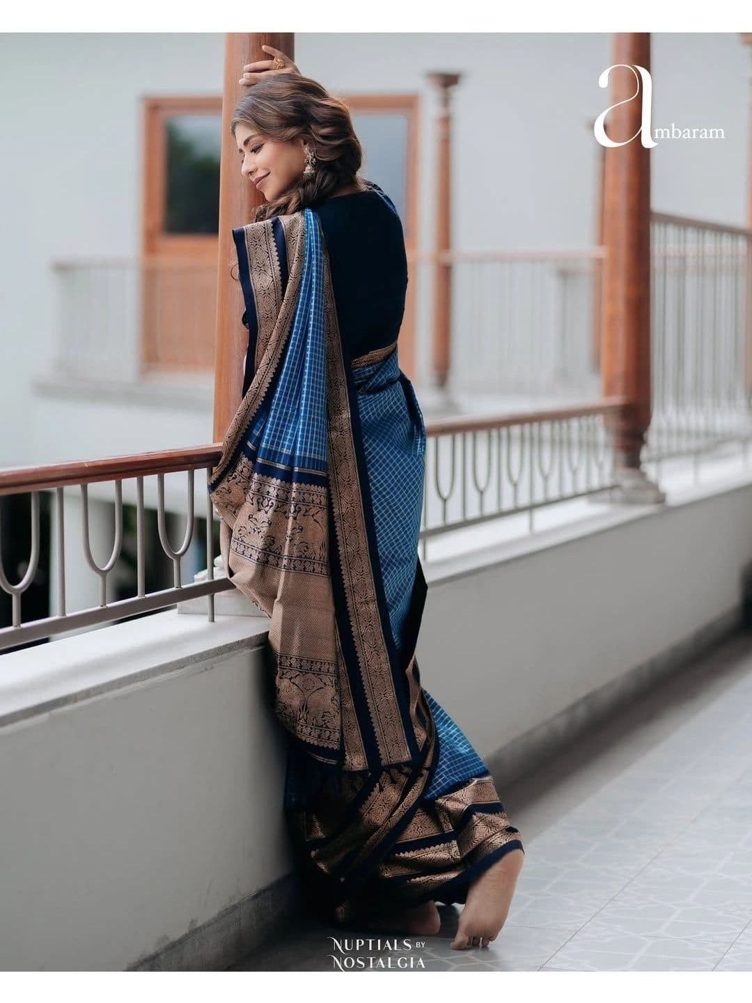 ZELLURE Woven Design Zari Art Silk Kanjeevaram Saree thumbnail 5