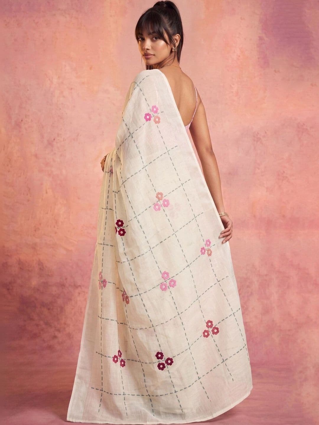 KINDA DESI Floral Embroidered Pure Linen Fusion Saree thumbnail 5