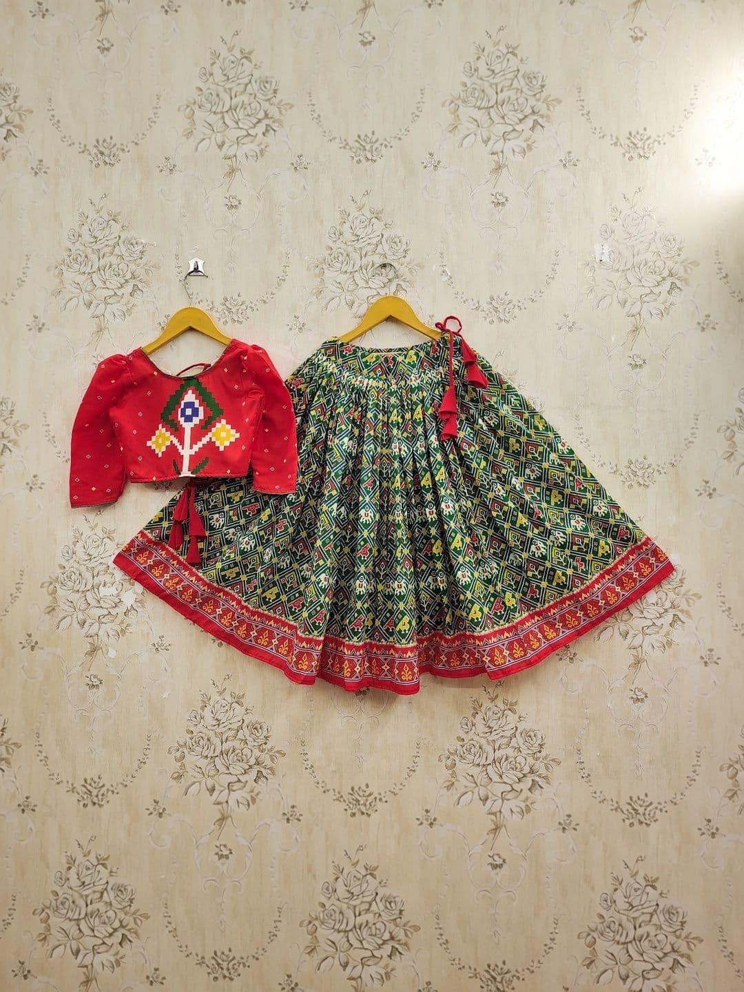 KALINI Girls Embroidered Ikat Ready to Wear Lehenga & thumbnail 5