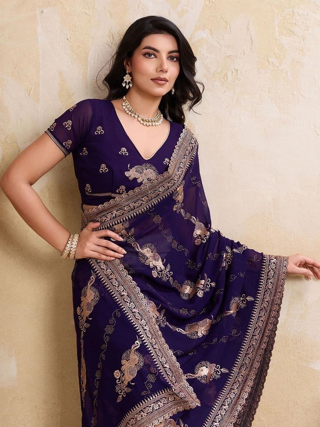 Leelavati Woven Design Zari Pure Chiffon Saree thumbnail 2