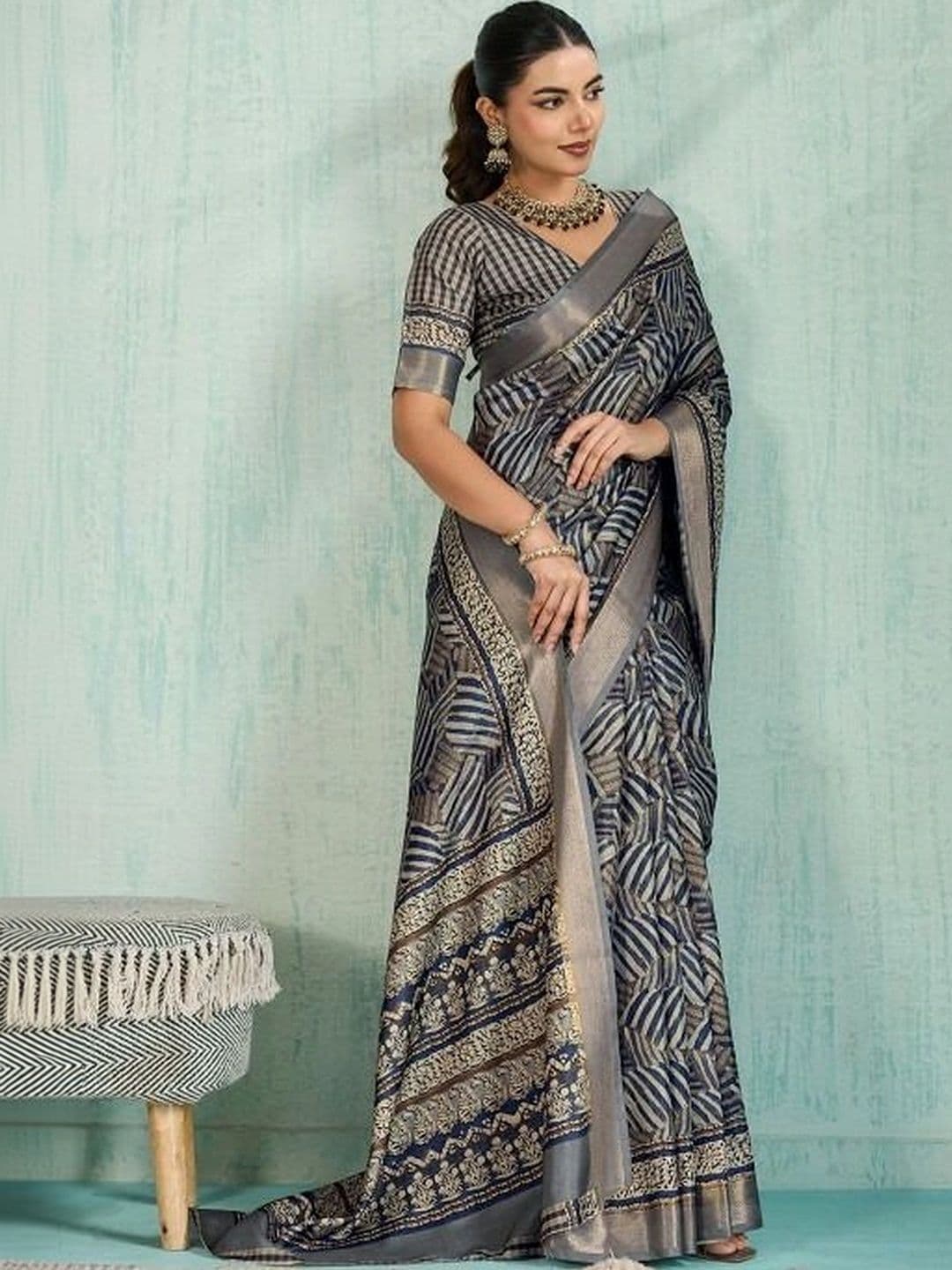 Moda Rapido Silk Blend Designer Saree thumbnail 6