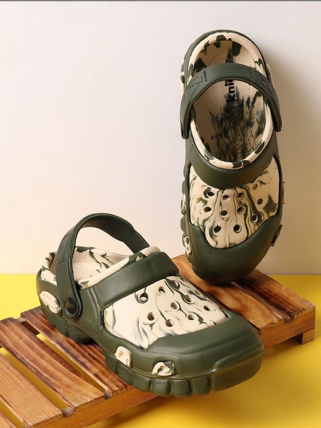KNIEVL Men Clogs Sandals - view 1