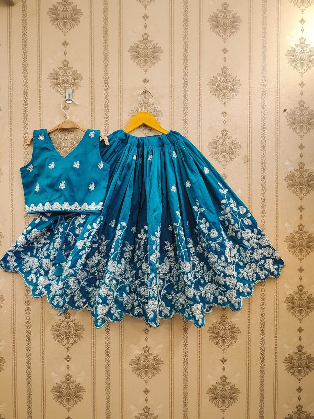KALINI Girls Embroidered Thread Work Ready to Wear Lehenga & thumbnail 6