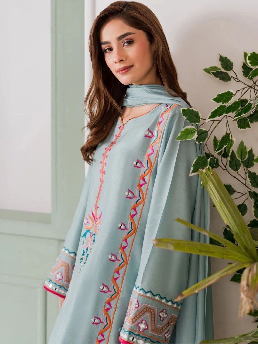 VARNI FABRICS Women Floral Embroidered Silk Crepe Straight Kurta with Trousers & Dupatta thumbnail 4