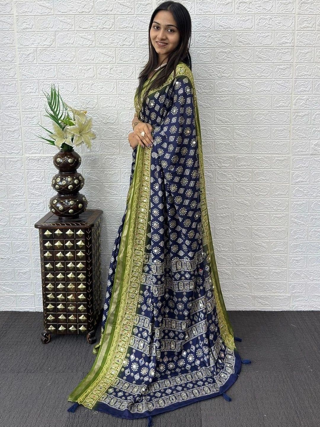FABBRITY Ethnic Motifs Mirror Work Pure Cotton Designer Saree thumbnail 2