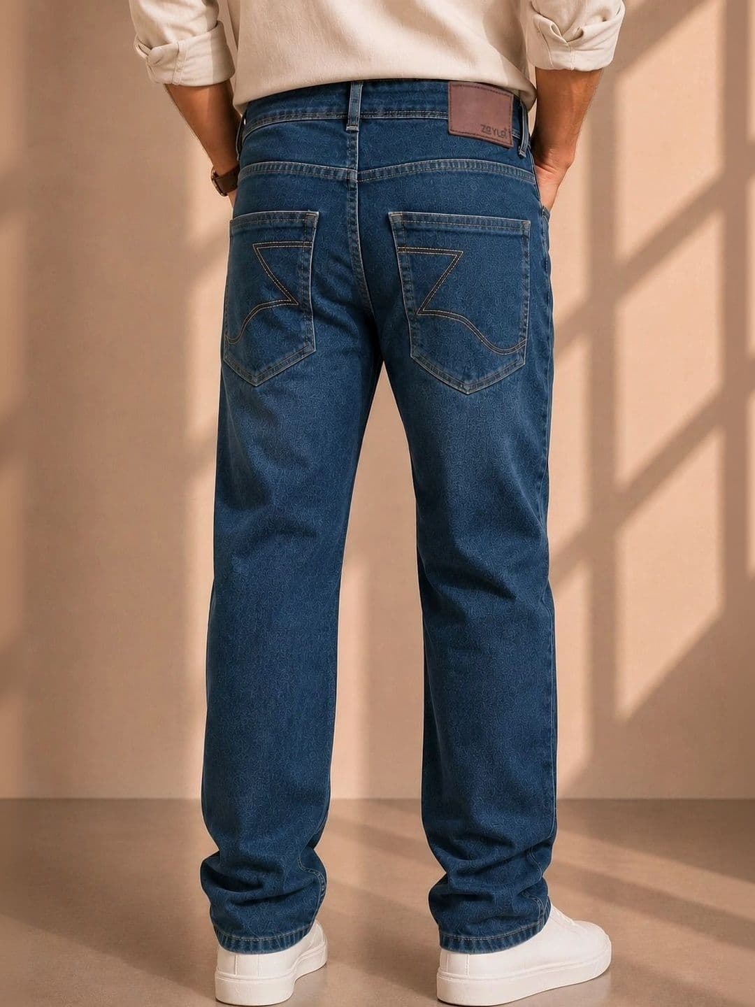 zayla Men Jean Regular Fit Mid-Rise Light Fade Stretchable Jeans thumbnail 2