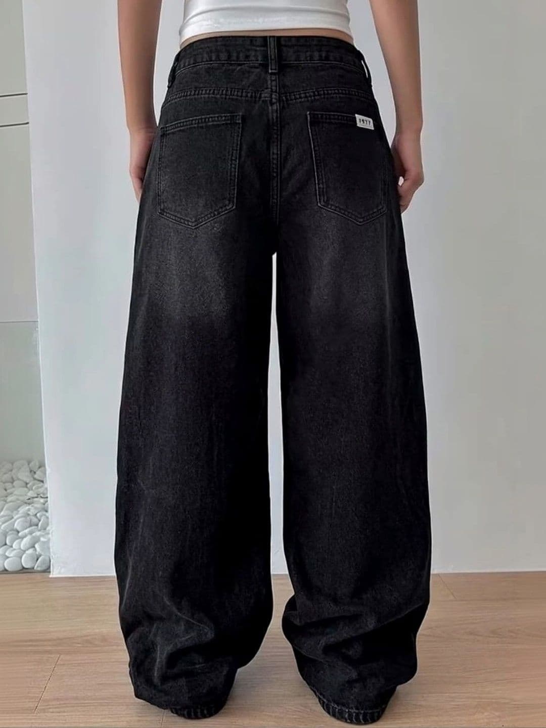 ESLITA Women High-Rise Light Fade Jeans thumbnail 3