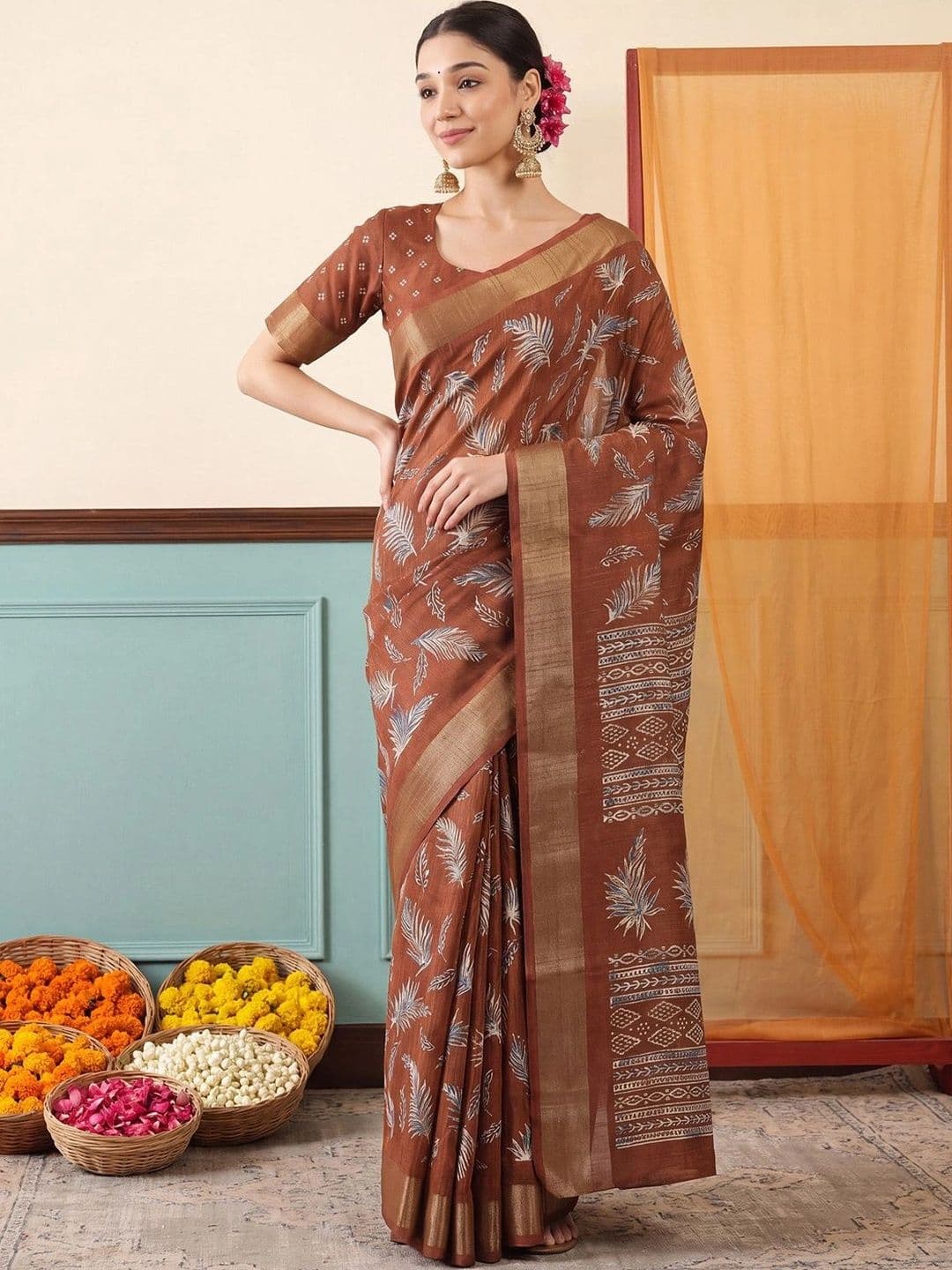 Anouk Floral Zari Silk Blend Designer Saree - view 1