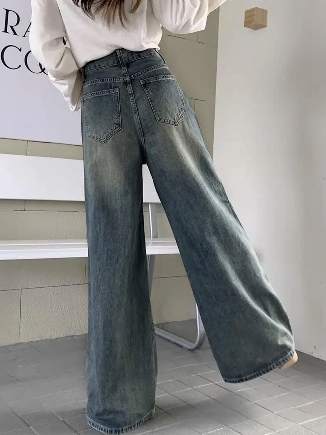 ESLITA Women High-Rise Low Distress Light Fade Jeans thumbnail 2