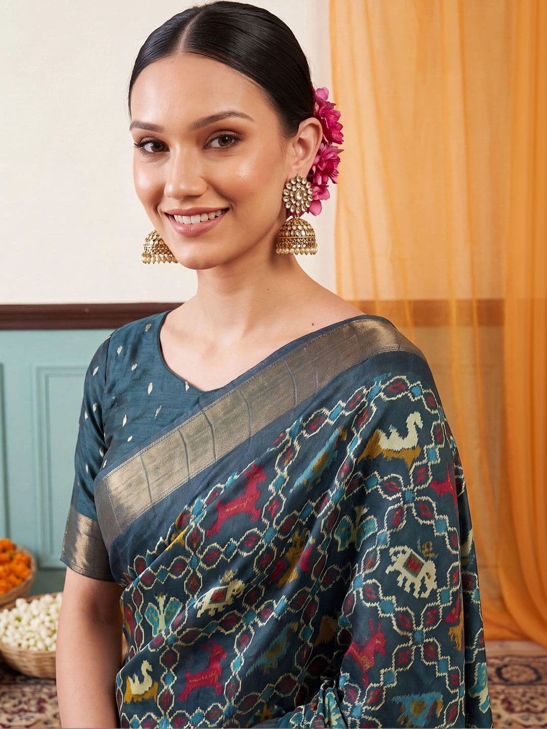 Anouk Ethnic Motifs Zari Silk Blend Designer Patola Saree thumbnail 3