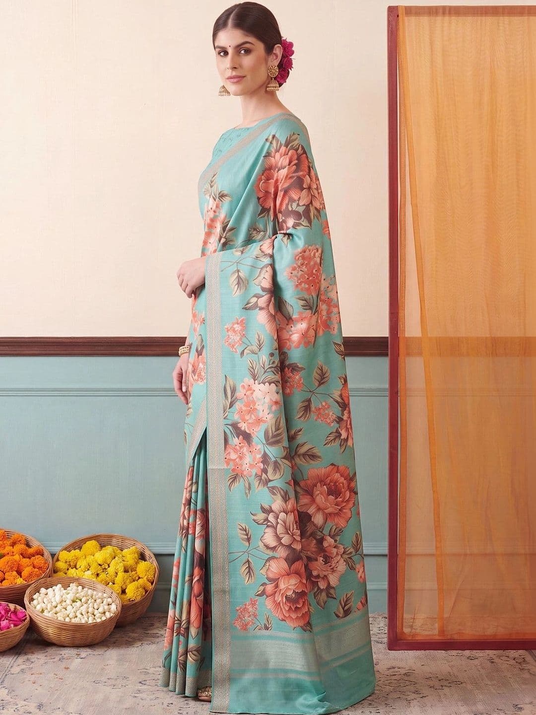 Anouk Floral Designer Saree thumbnail 6