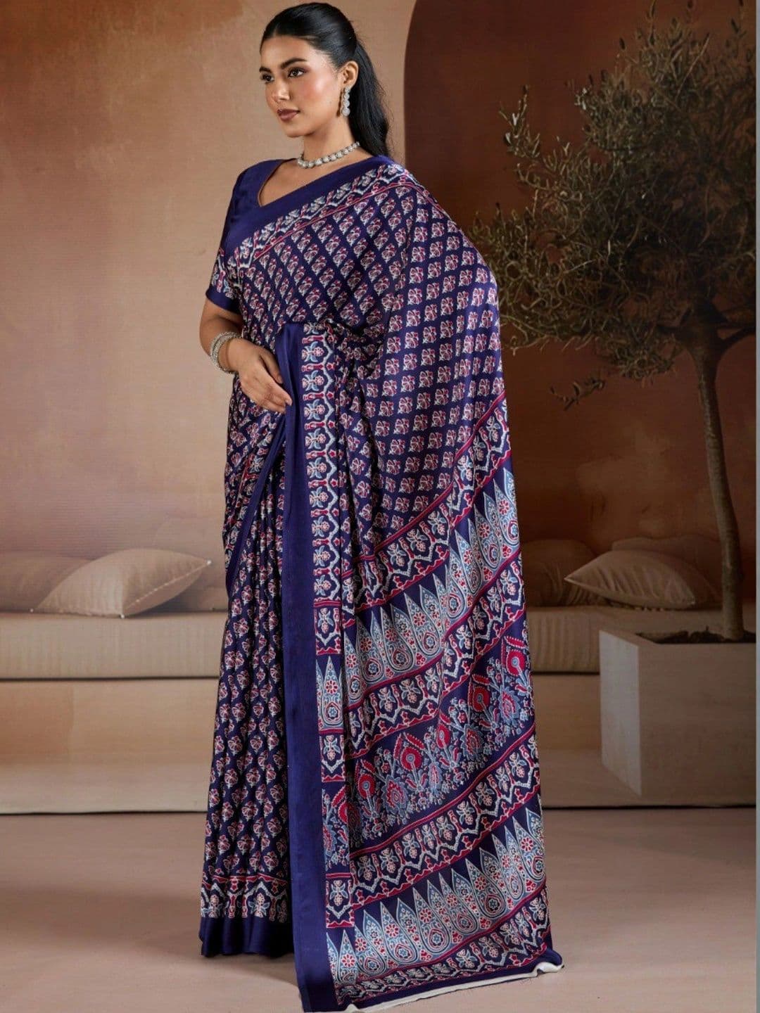 LeeliPeeri Designer Satin Designer Saree thumbnail 4