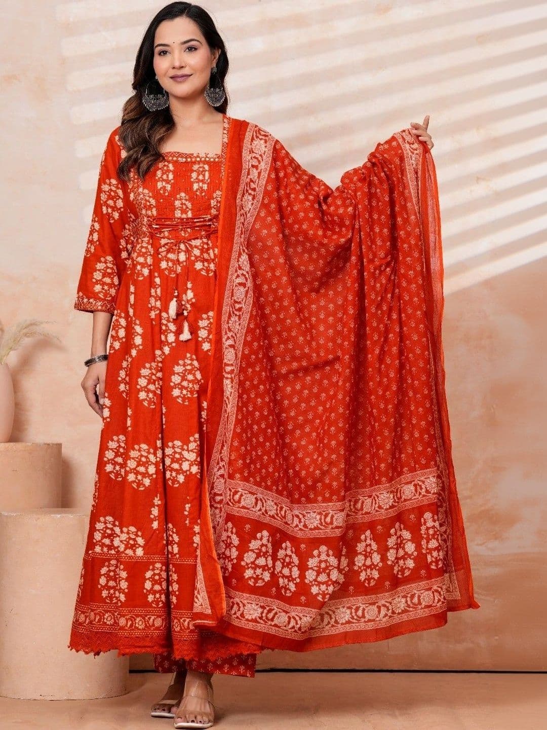 Moda Rapido Women Floral Printed Empire Pure Cotton Kurta with Palazzos & With Dupatta - view 1