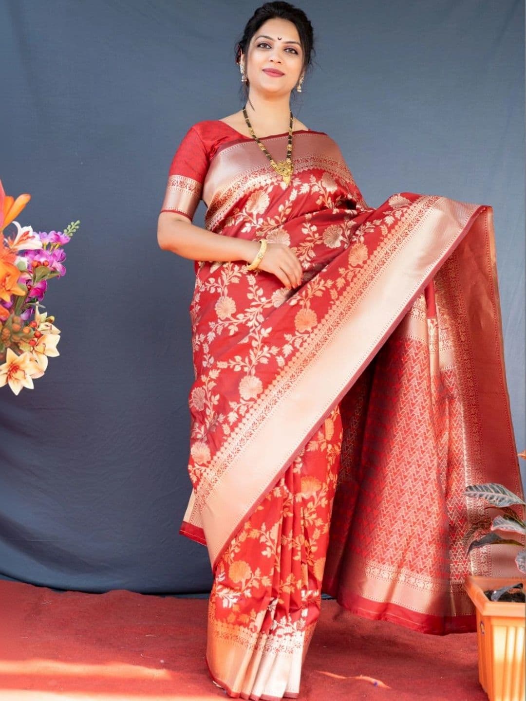 Dhaaga Ghar Woven Design Zari Art Silk Banarasi Saree - view 1