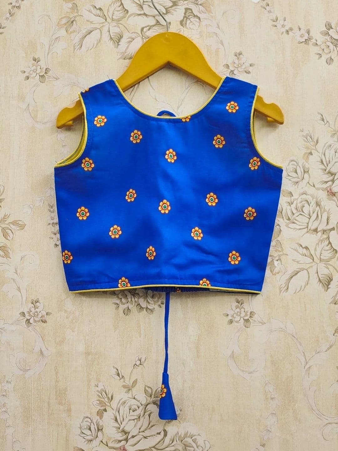 KALINI Girls Printed Kalamkari Ready to Wear Lehenga & Blouse With Dupatta thumbnail 6