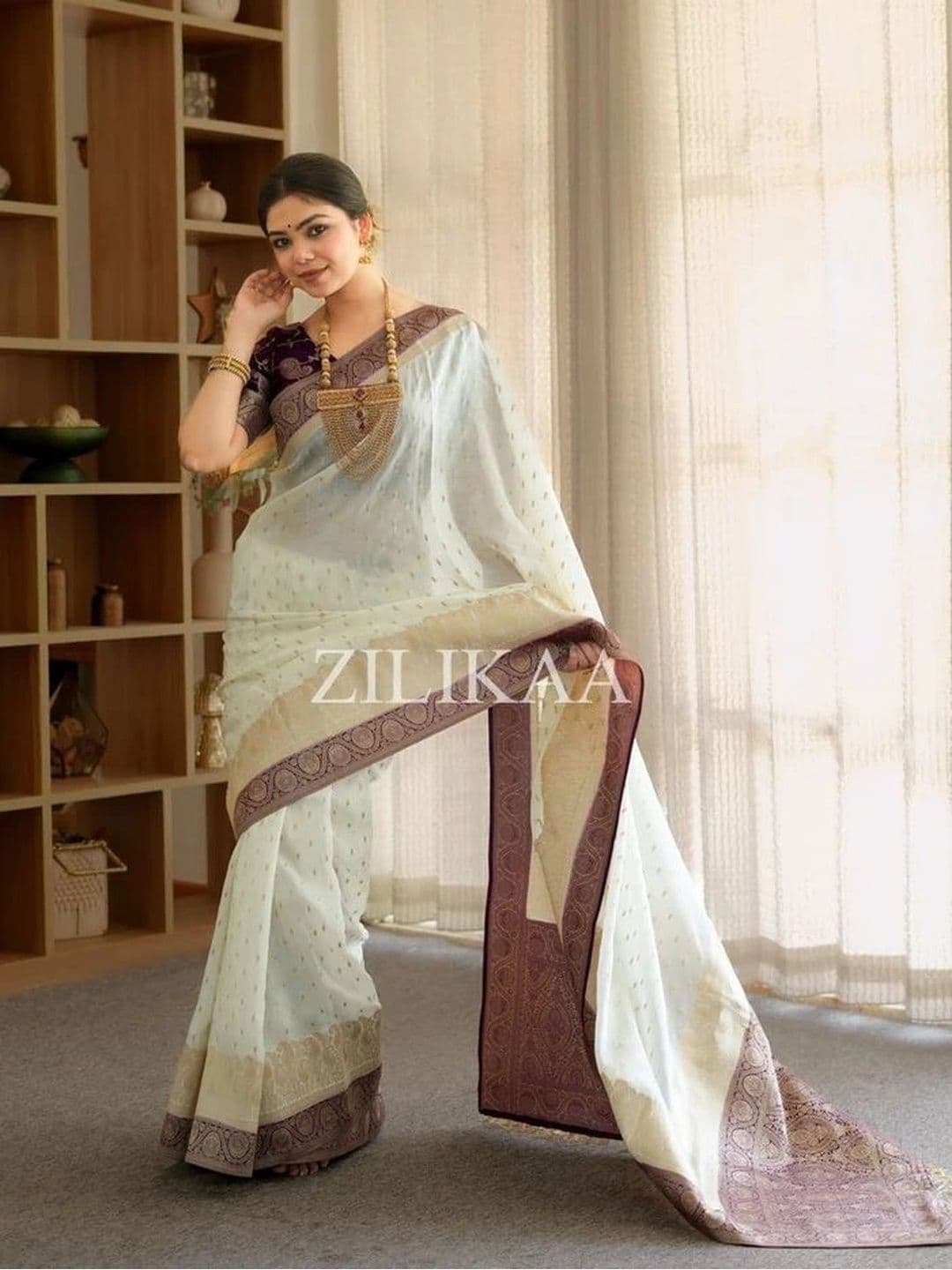ZELLURE Woven Design Zari Art Silk Kanjeevaram Saree thumbnail 2