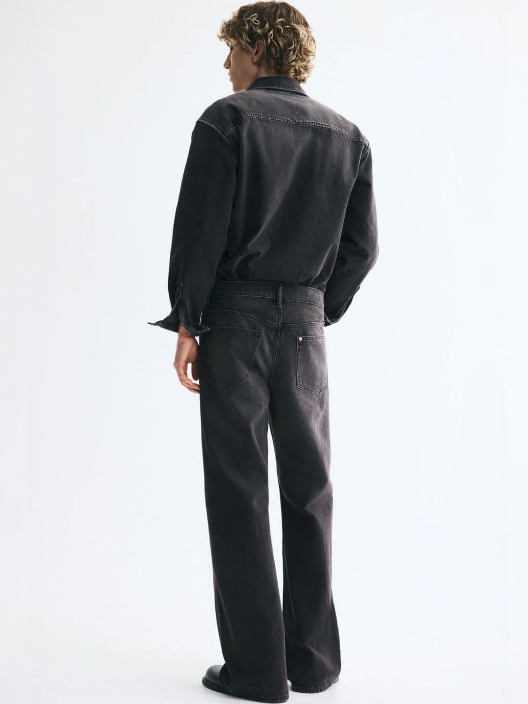 H&M Men Low Distress Jeans thumbnail 3