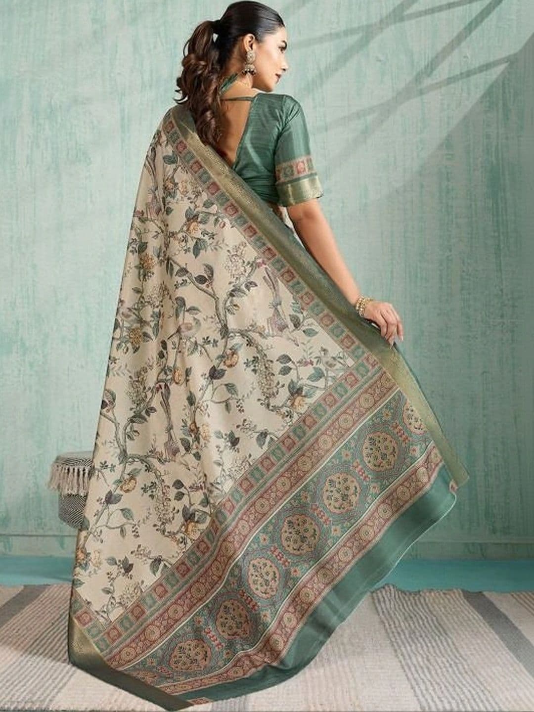 Moda Rapido Floral Silk Blend Designer Saree thumbnail 3