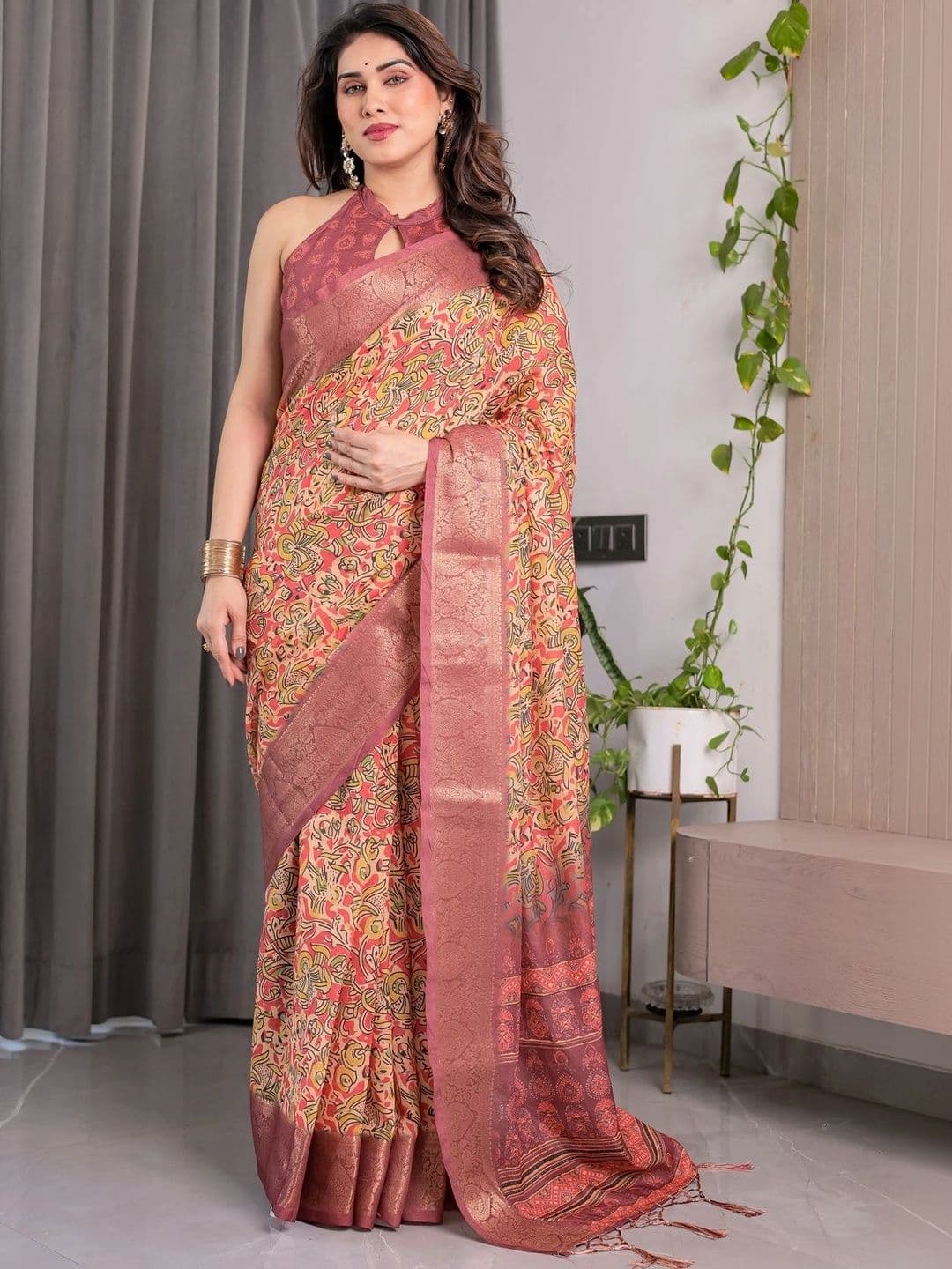 LUMIN KNOT Floral Zari Pure Linen Designer Saree thumbnail 4