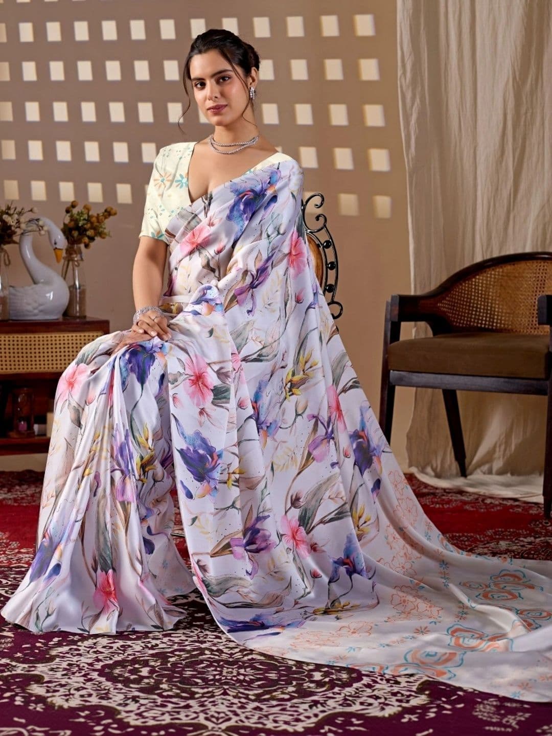 LeeliPeeri Designer Floral Designer Saree thumbnail 4