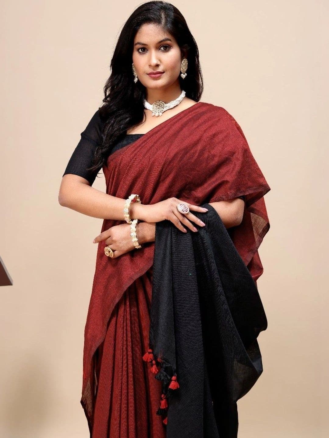 aeriebier Woven Design Zari Khadi Saree thumbnail 2