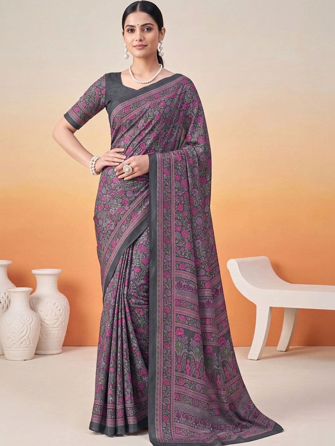Anouk Floral Poly Crepe Designer Saree thumbnail 3