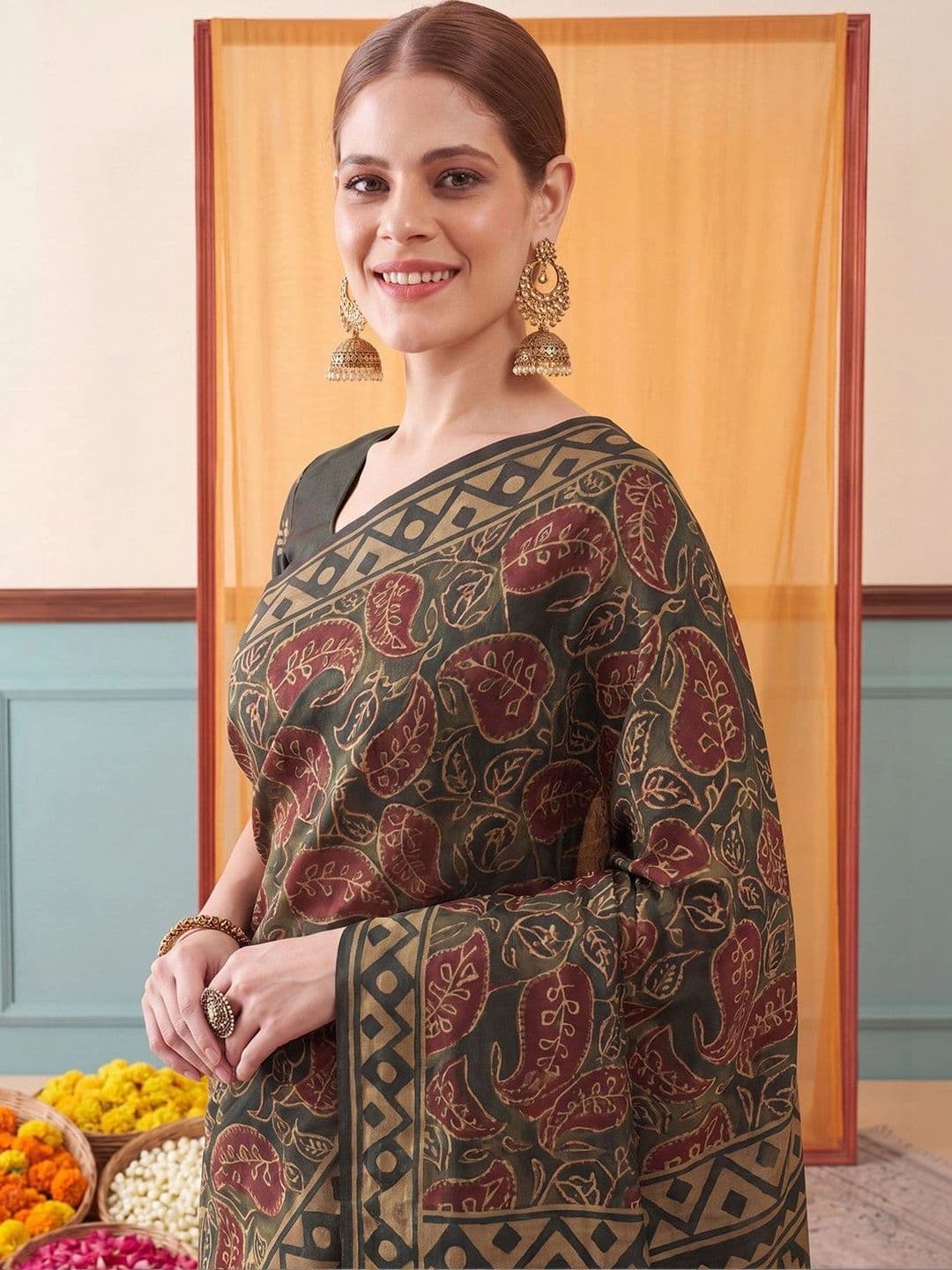 Anouk Floral Silk Blend Designer Block Print Saree thumbnail 7