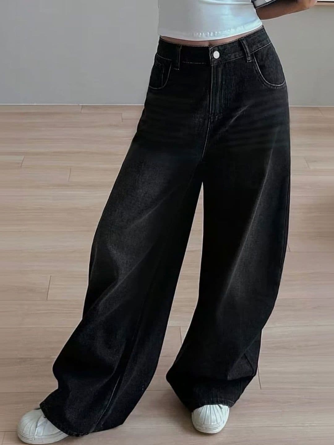 ESLITA Women High-Rise Light Fade Jeans - view 1