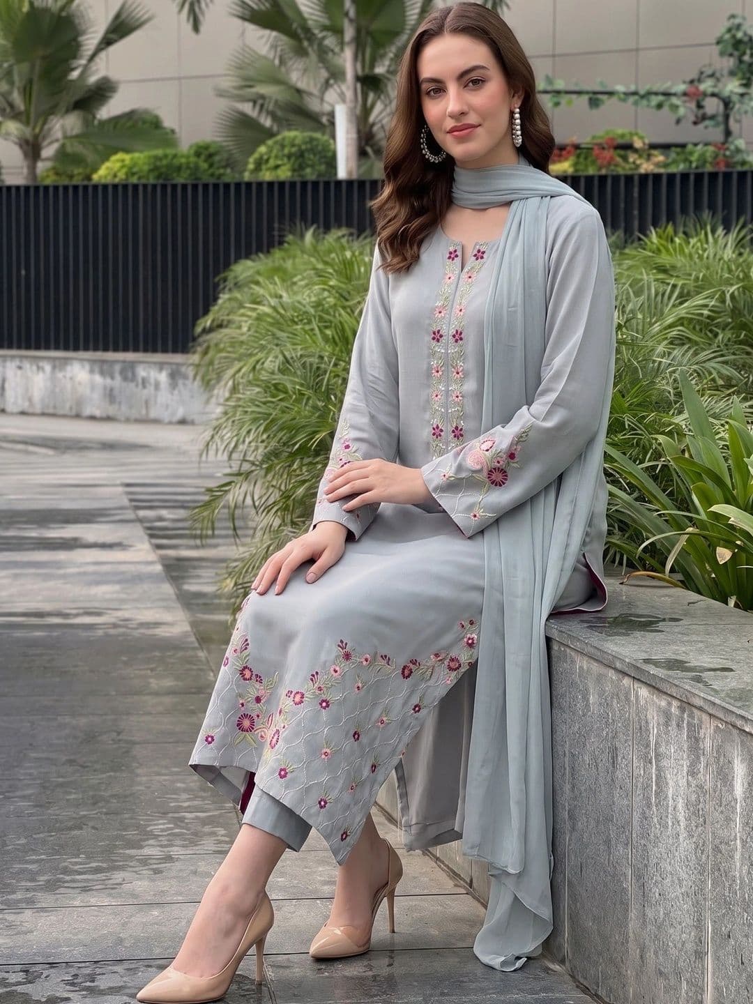 Sangria Embroidered Thread Work Chanderi Silk Straight Kurta with Trousers & Dupatta thumbnail 7