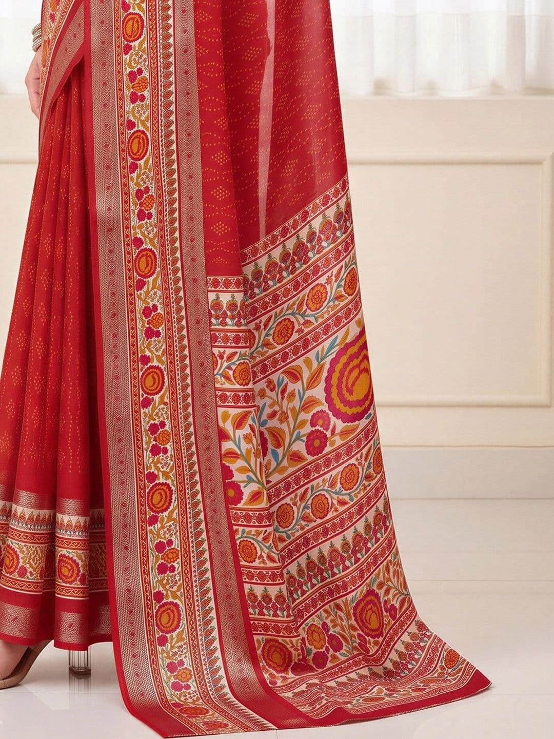 Anouk Floral Silk Blend Designer Bandhani Saree thumbnail 3