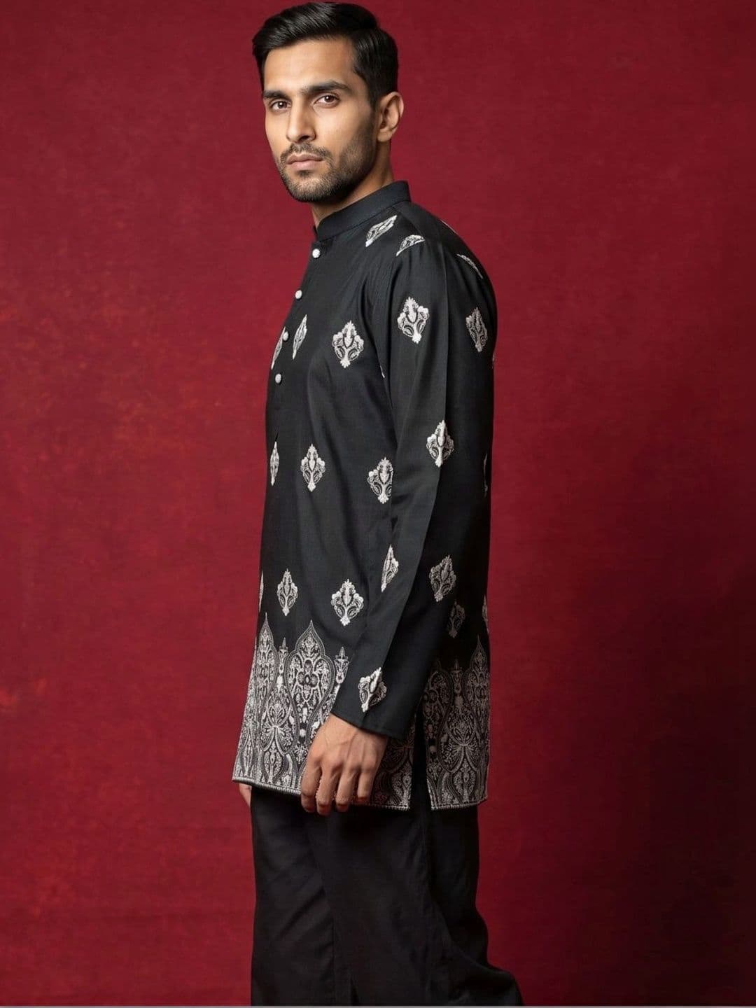 Jompers Men Ethnic Motifs Embroidered Thread Work Kurta thumbnail 3