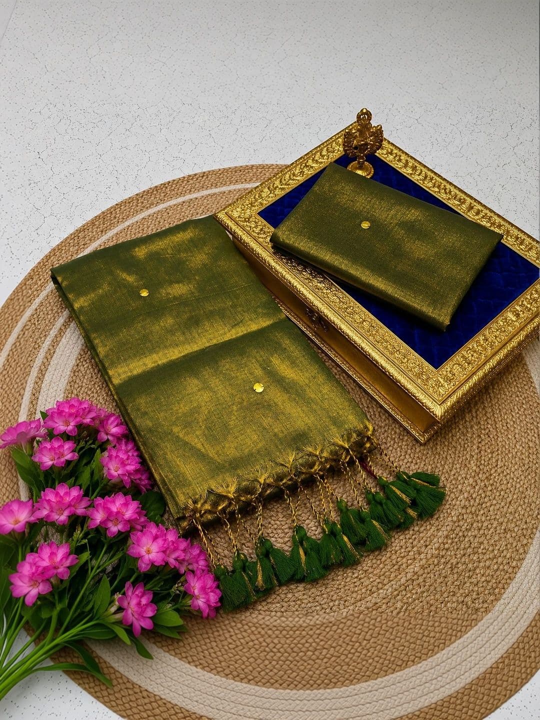 aeriebier Woven Design Zari Tissue Chanderi Saree thumbnail 2
