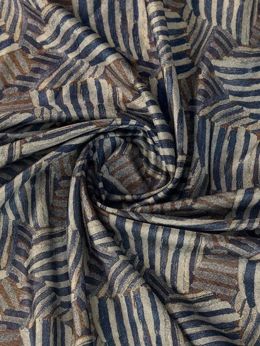 Moda Rapido Silk Blend Designer Saree thumbnail 4