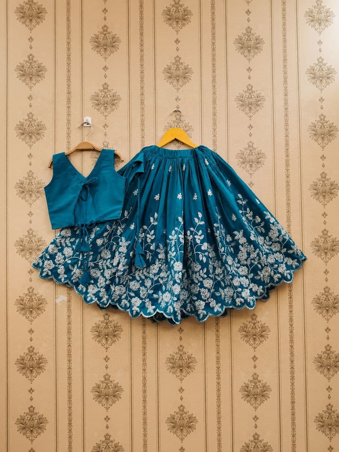KALINI Girls Embroidered Thread Work Ready to Wear Lehenga & thumbnail 5