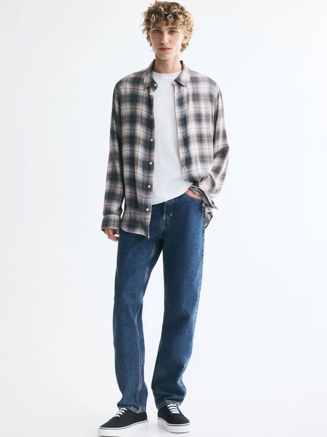 H&M Men Jeans - view 1