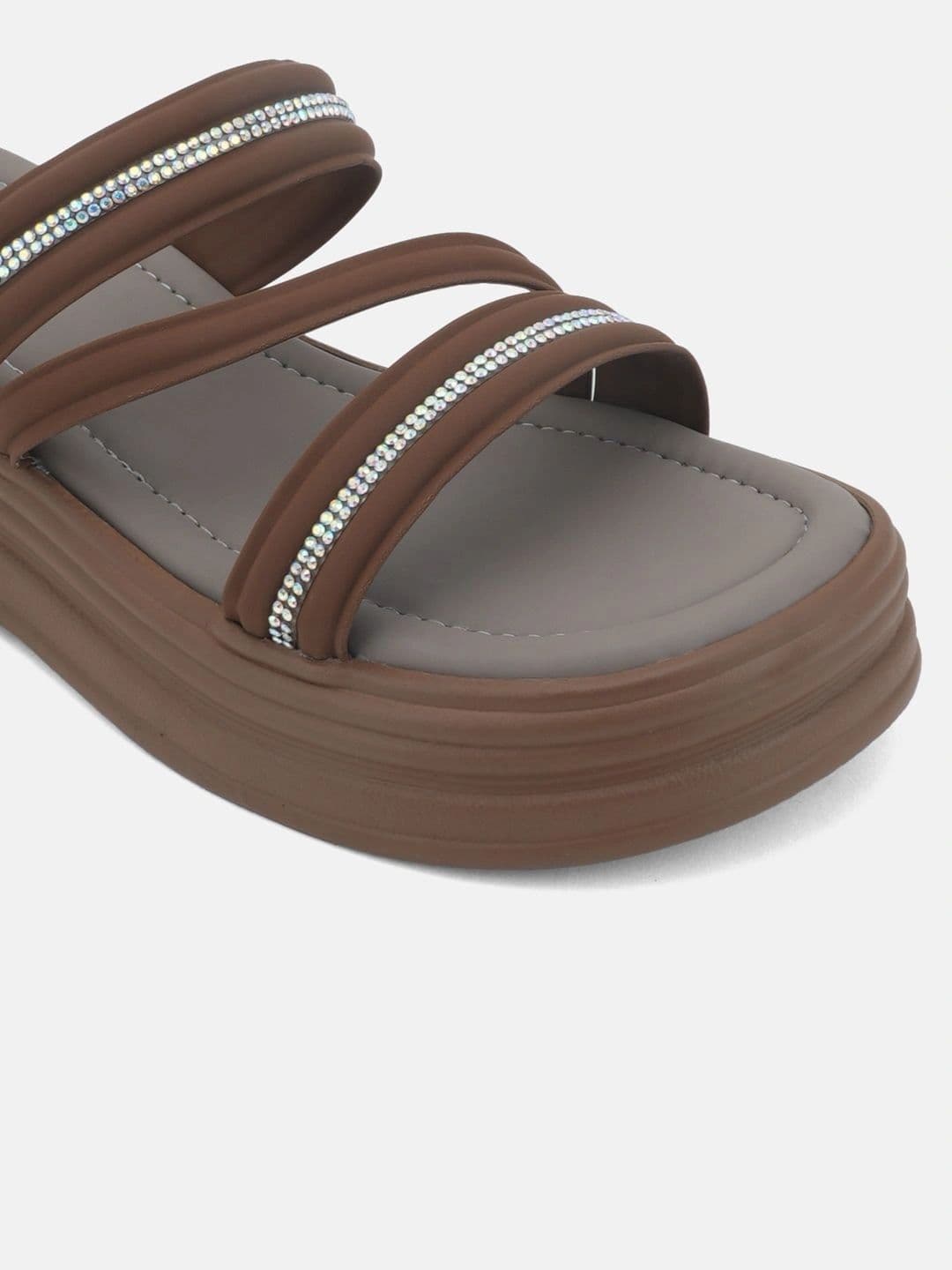 DressBerry Women Embellished Flatform Sandals thumbnail 2