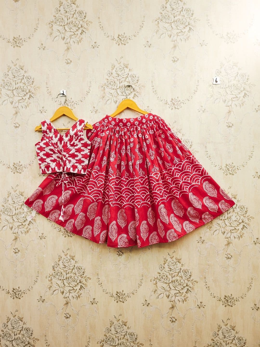 KALINI Girls Printed Ready to Wear Lehenga & thumbnail 2