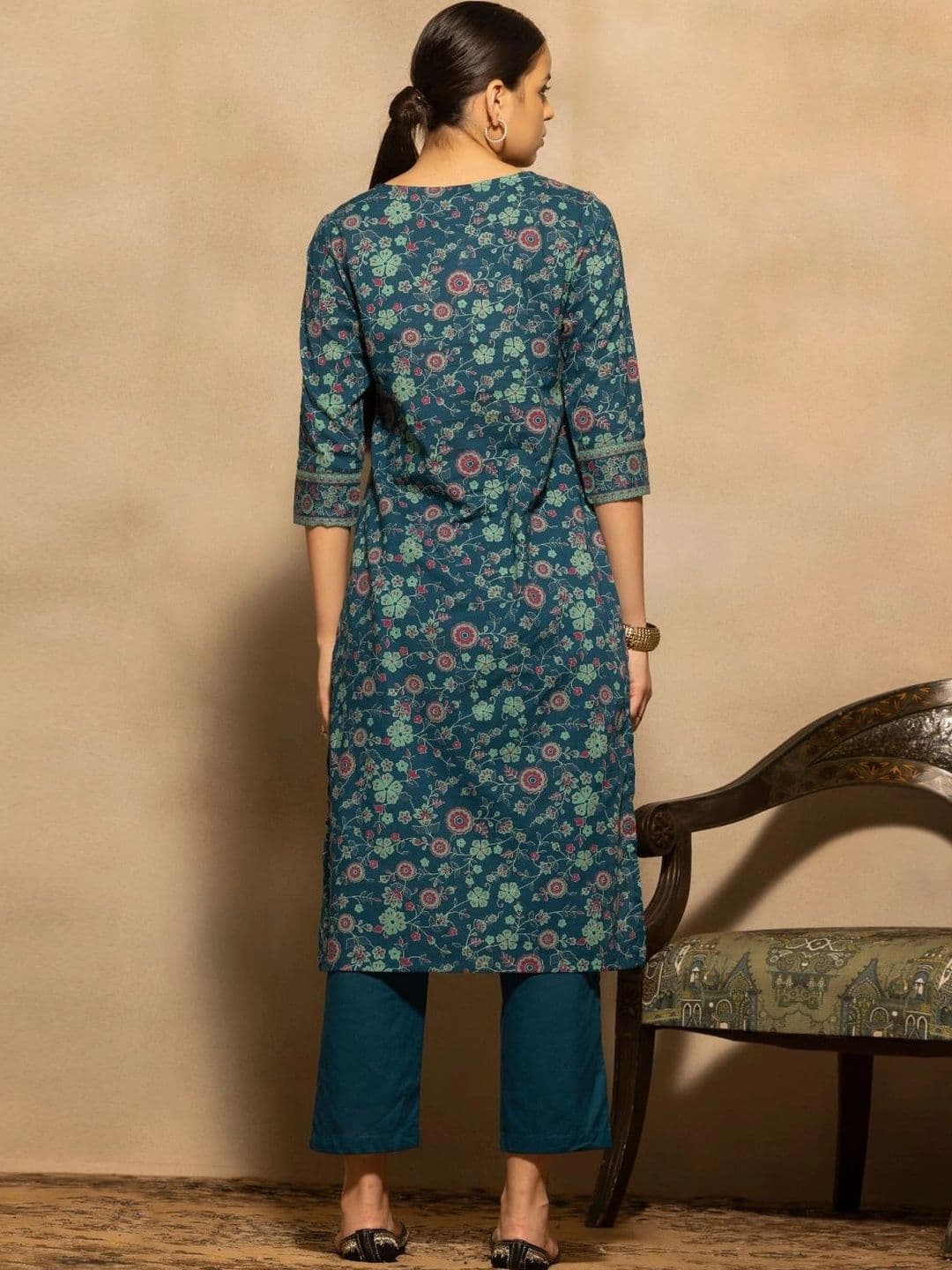Sabhyata Women Floral Printed Regular Kurta with Trousers & With Dupatta thumbnail 7