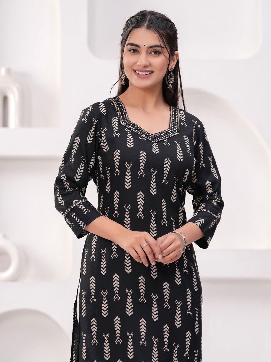kipek Women Floral Printed Kurta - view 1