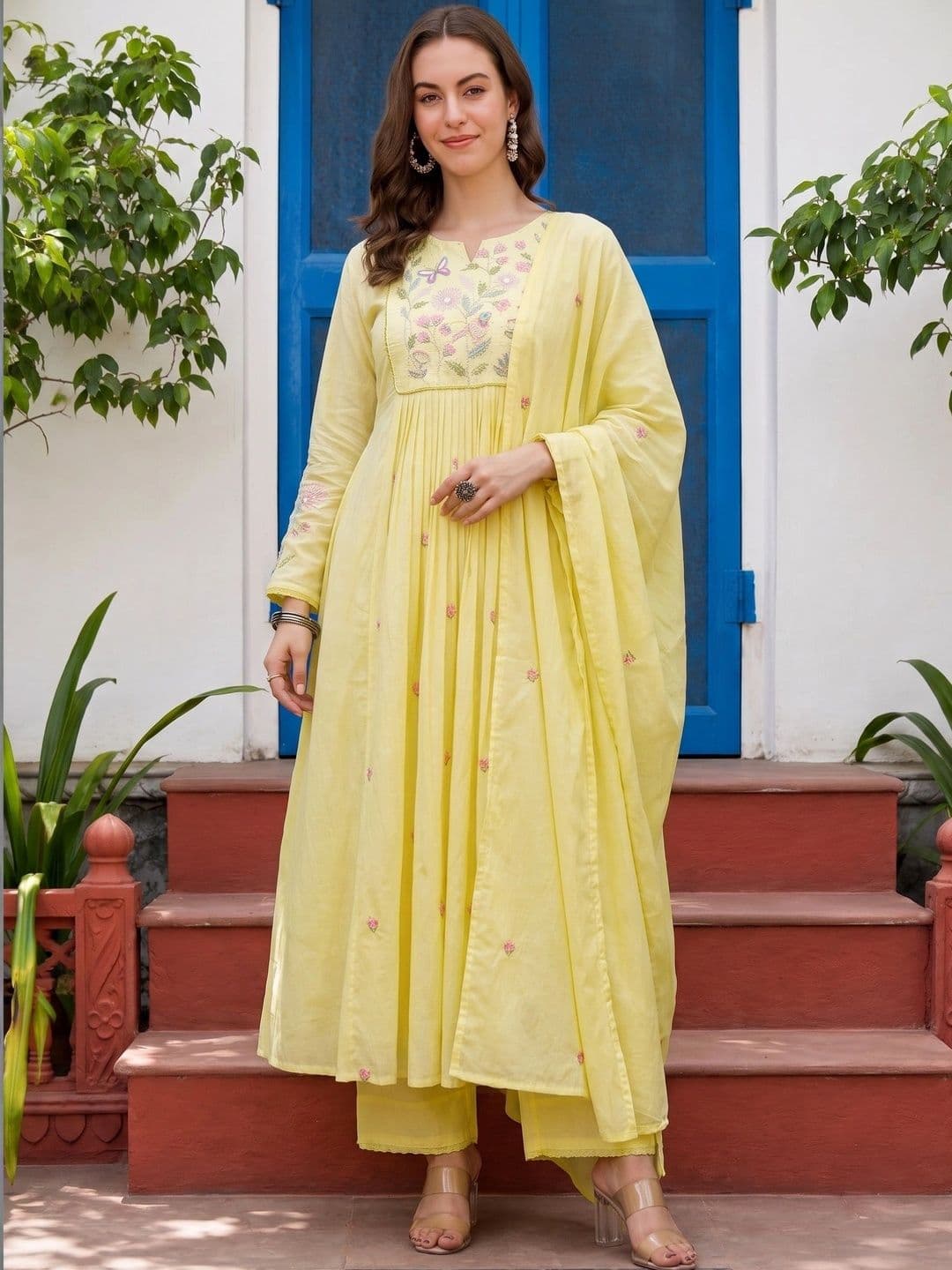 Sangria Women Floral Embroidered Empire Thread Work Chanderi Silk Kurta with Trousers & With Dupatta thumbnail 7