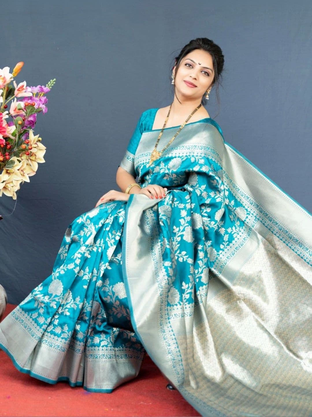 Dhaaga Ghar Woven Design Zari Art Silk Banarasi Saree thumbnail 4
