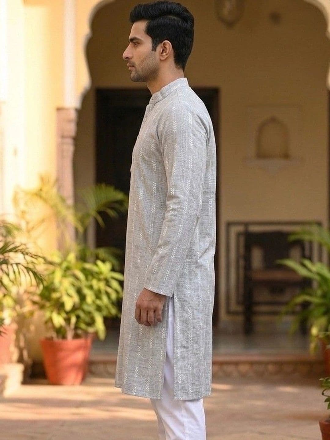 Sypher Boutique Men Dobby Handloom Kurta thumbnail 3
