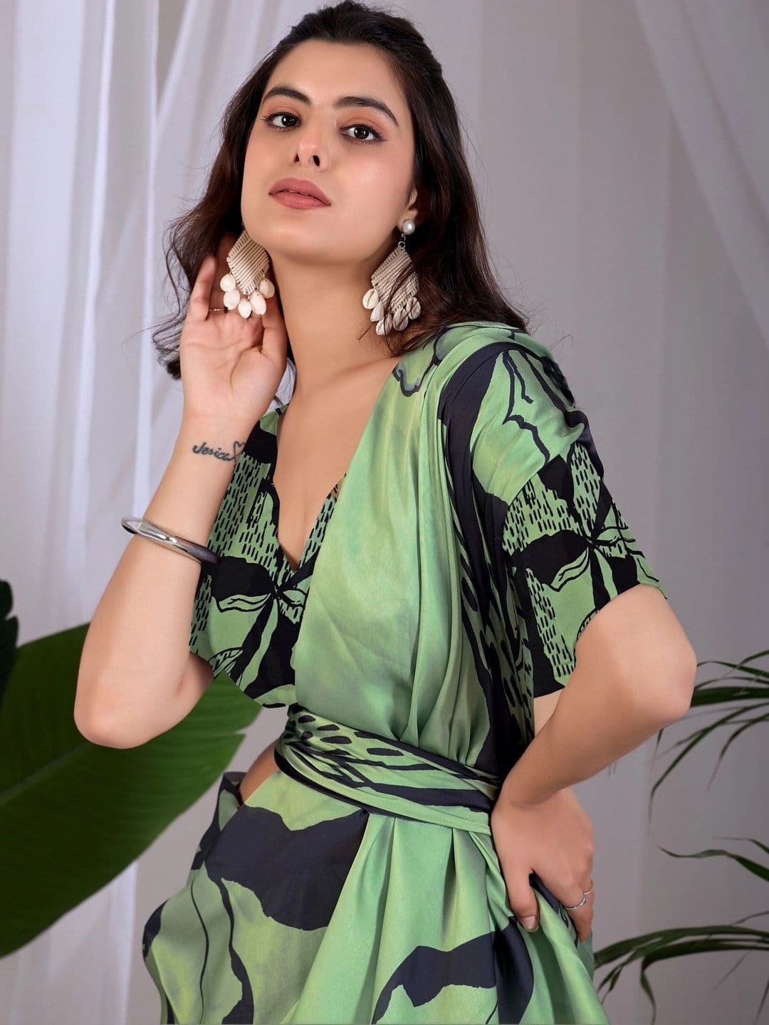 LeeliPeeri Designer Floral Satin Designer Saree thumbnail 2