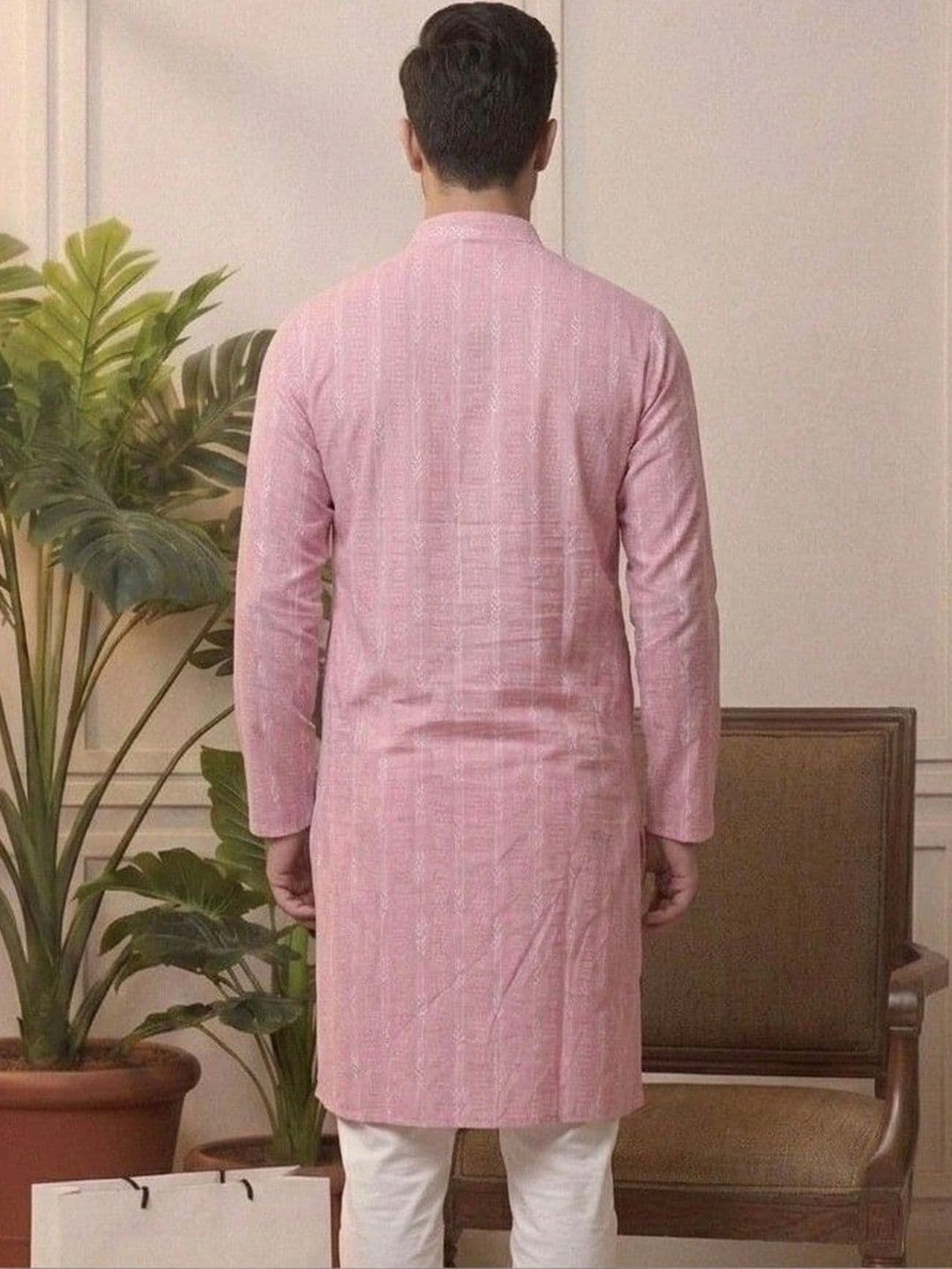 Sypher Boutique Men Dobby Handloom Kurta thumbnail 2